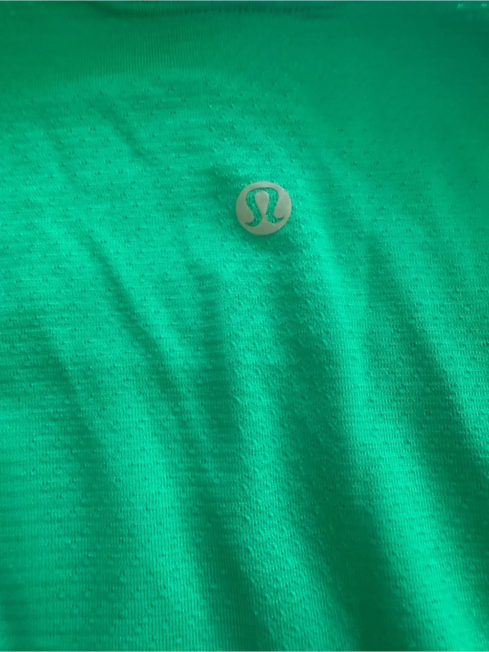 lululemon athletica swiftly Bright Emerald Crew Neck Top